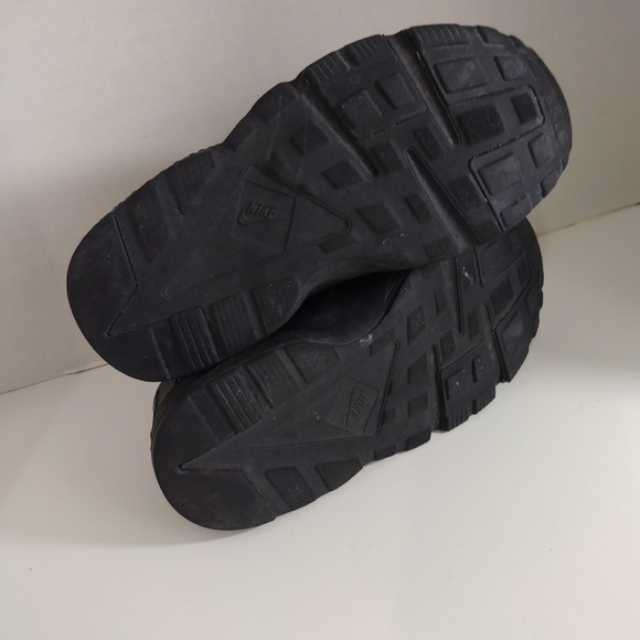 Nike Air Huarache run Triple Black Sneaker - Picture 8 of 11